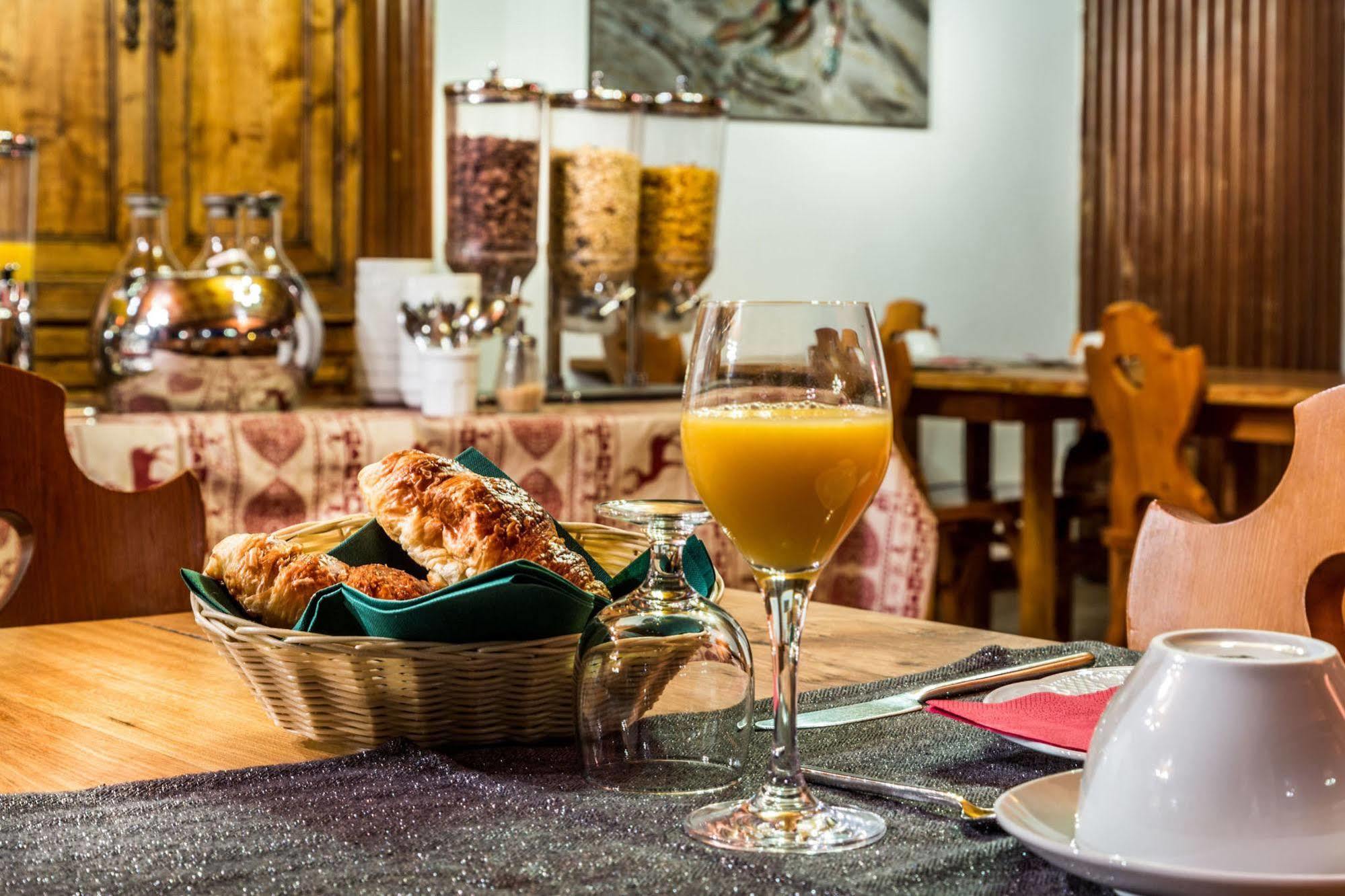 Les Cretes Blanches Hotel Val-d'Isere Luaran gambar